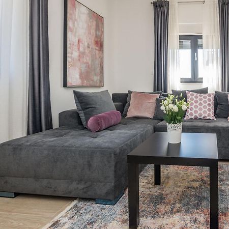 Apartments Maella 자다르 객실 사진